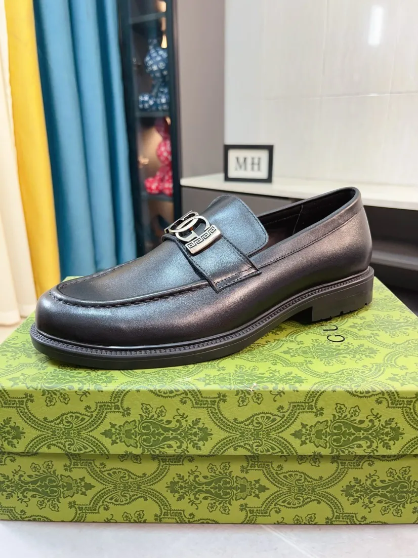 Men's shoes 💰500🌹🌹[GUCCI Gucci] A new style of formal men's leather shoes is coming ~ The original quality upper is made of Italian cowhide➕The leather is soft and delicate, comfortable and soft. The top layer of genuine leather, rubber wear-resistant outsole, the shoe shape is dignified and domineering, and the luxury charm is not concealed! The natural and free nouveau riche leads the trend. Code number: 38-44